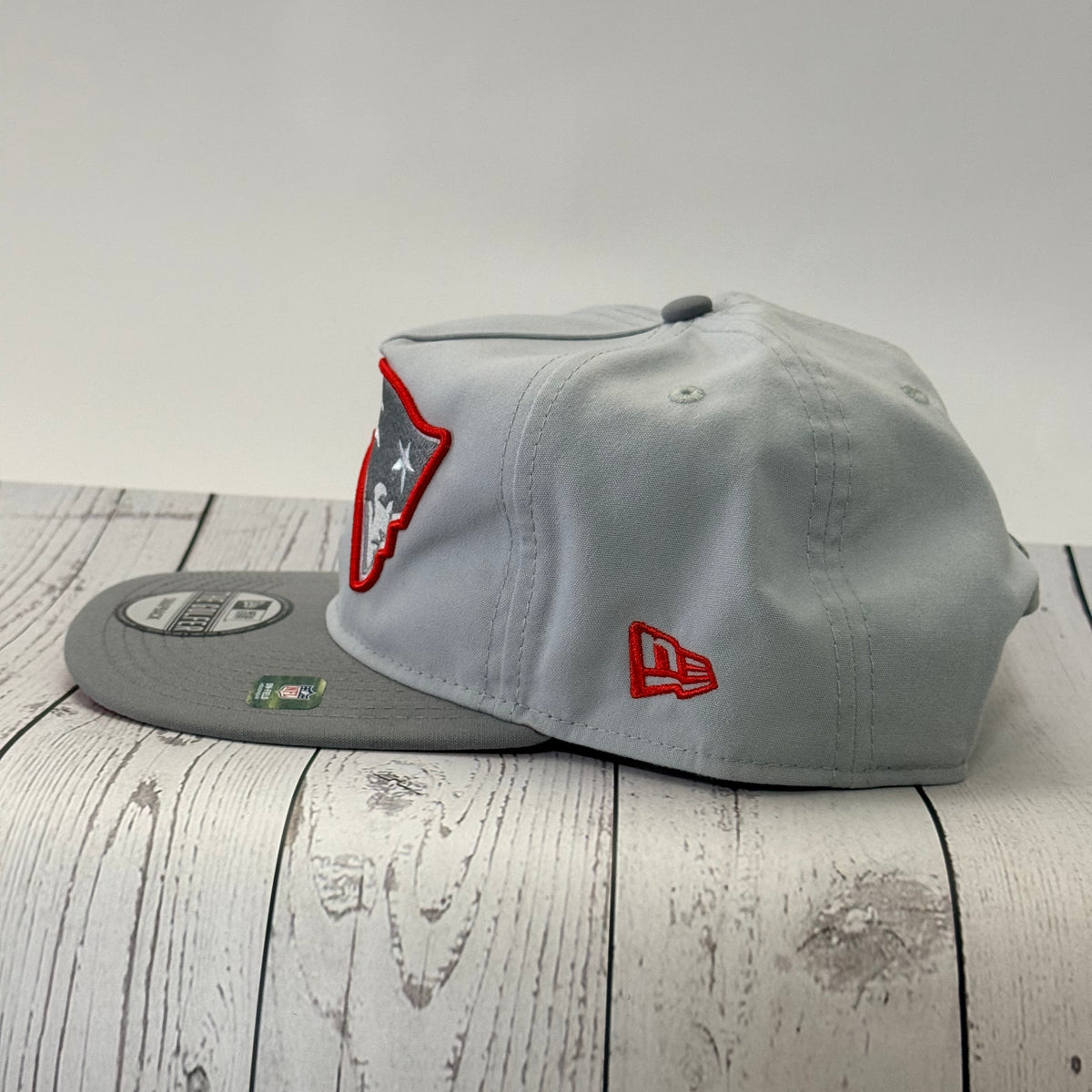 New England Patriots New Era 2024 NFL Training Camp Golfer Snapback Hat