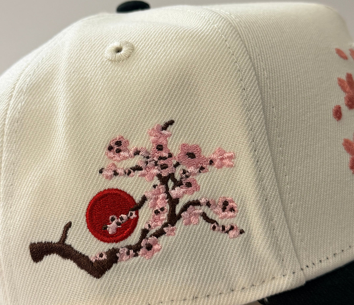 New Era 9FORTY A-Frame Los Angeles Dodgers Tree Patch Upside Down Blossom Pink UV Snapback Hat – White/Black