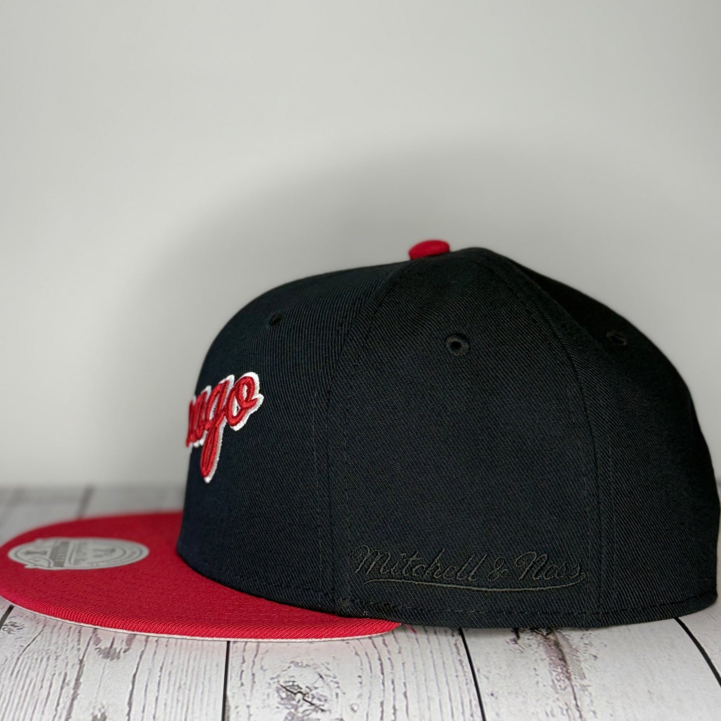 Mitchell & Ness Chicago Bulls Fitted Hat