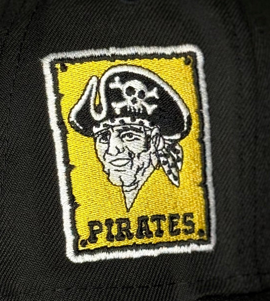 New Era 9FIFTY Pittsburg Pirates Snapback - Adjustable Hat