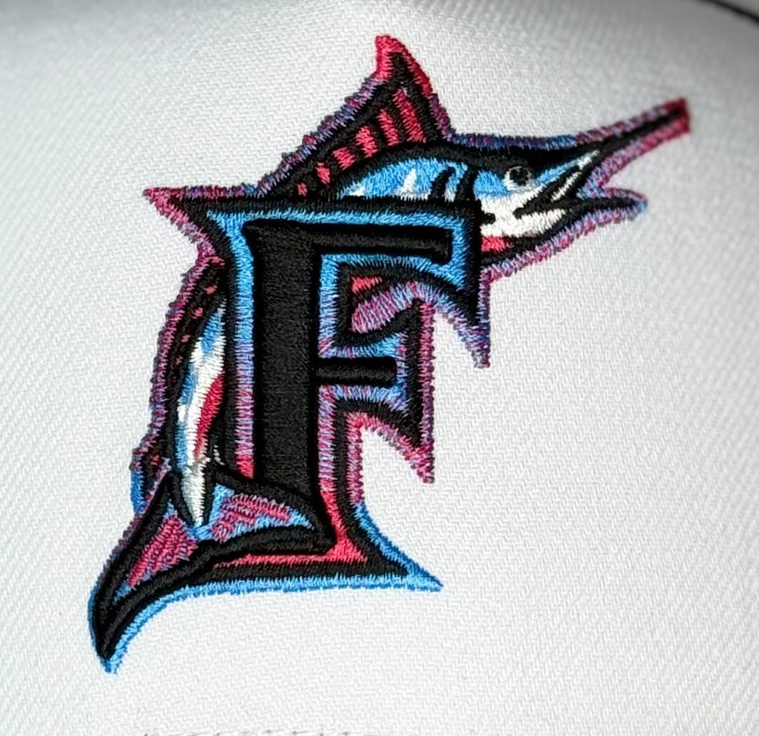 Mitchell & Ness Florida Marlins Era Flip Heritage Series Pro Pinch Snapback Hat – White/Black