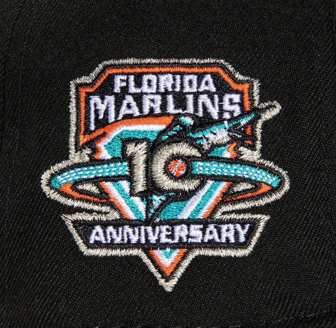 New Era 59FIFTY Black Dome Miami Marlins - ExclusiveCrowns