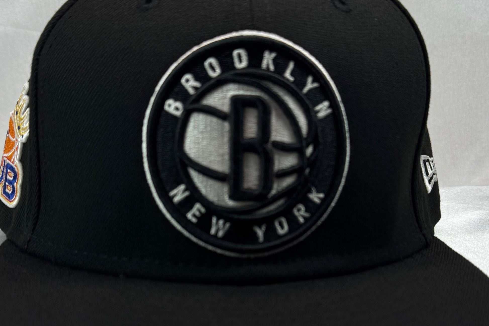 New Era 59FIFTY Brooklyn Nets Fitted 7 3/8 - ExclusiveCrowns