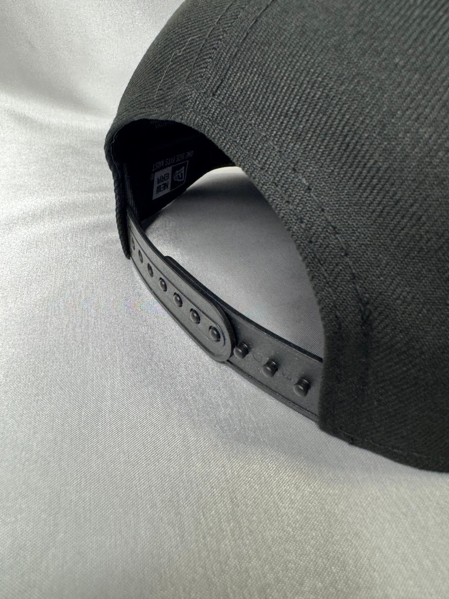 New Era 9Fifty Oakland Athletics Adjustable Snapback - ExclusiveCrowns