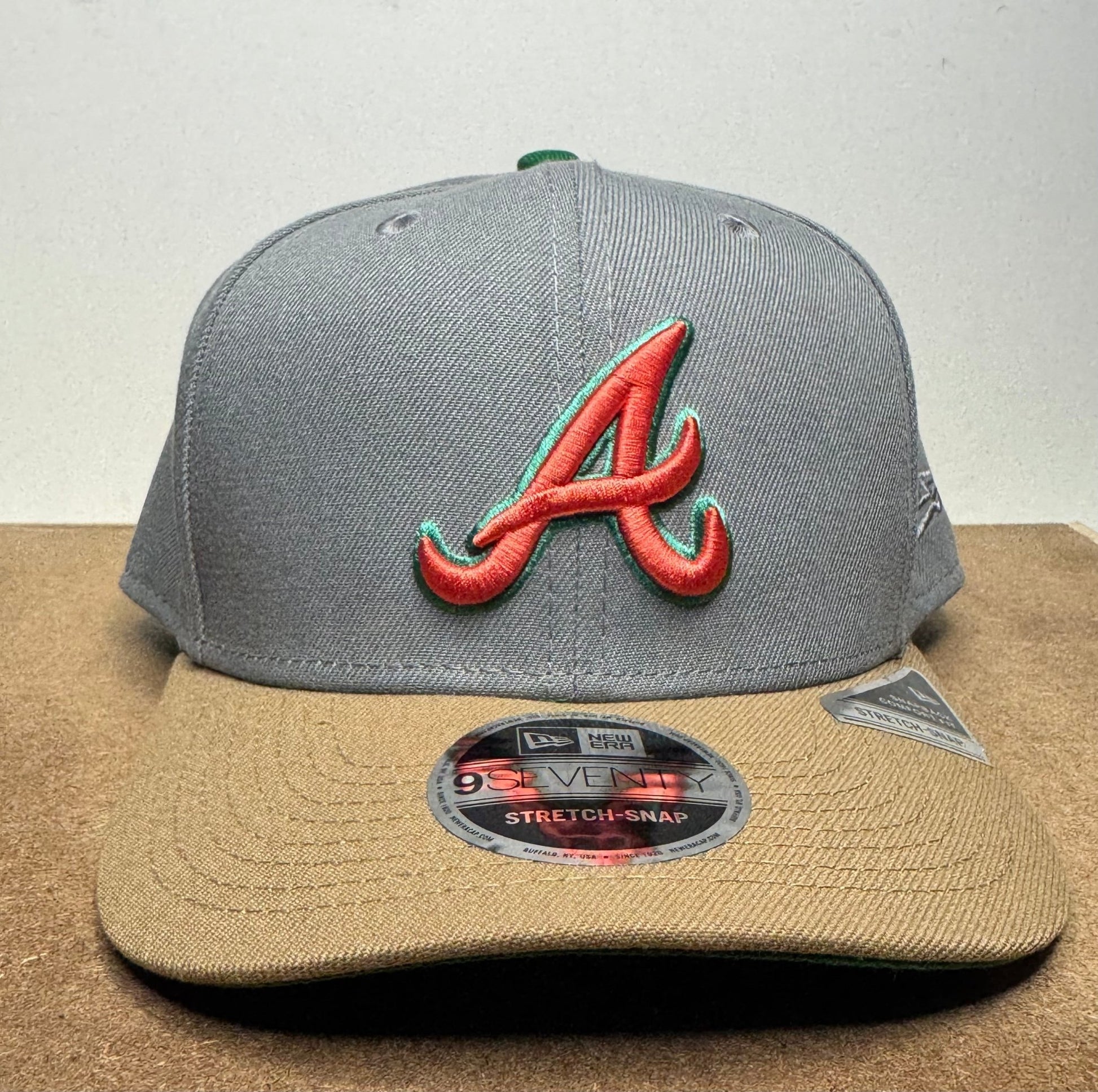 New Era 9Seventy Maxed Out Atlanta Braves Stretch - Snapback Hat - ExclusiveCrowns